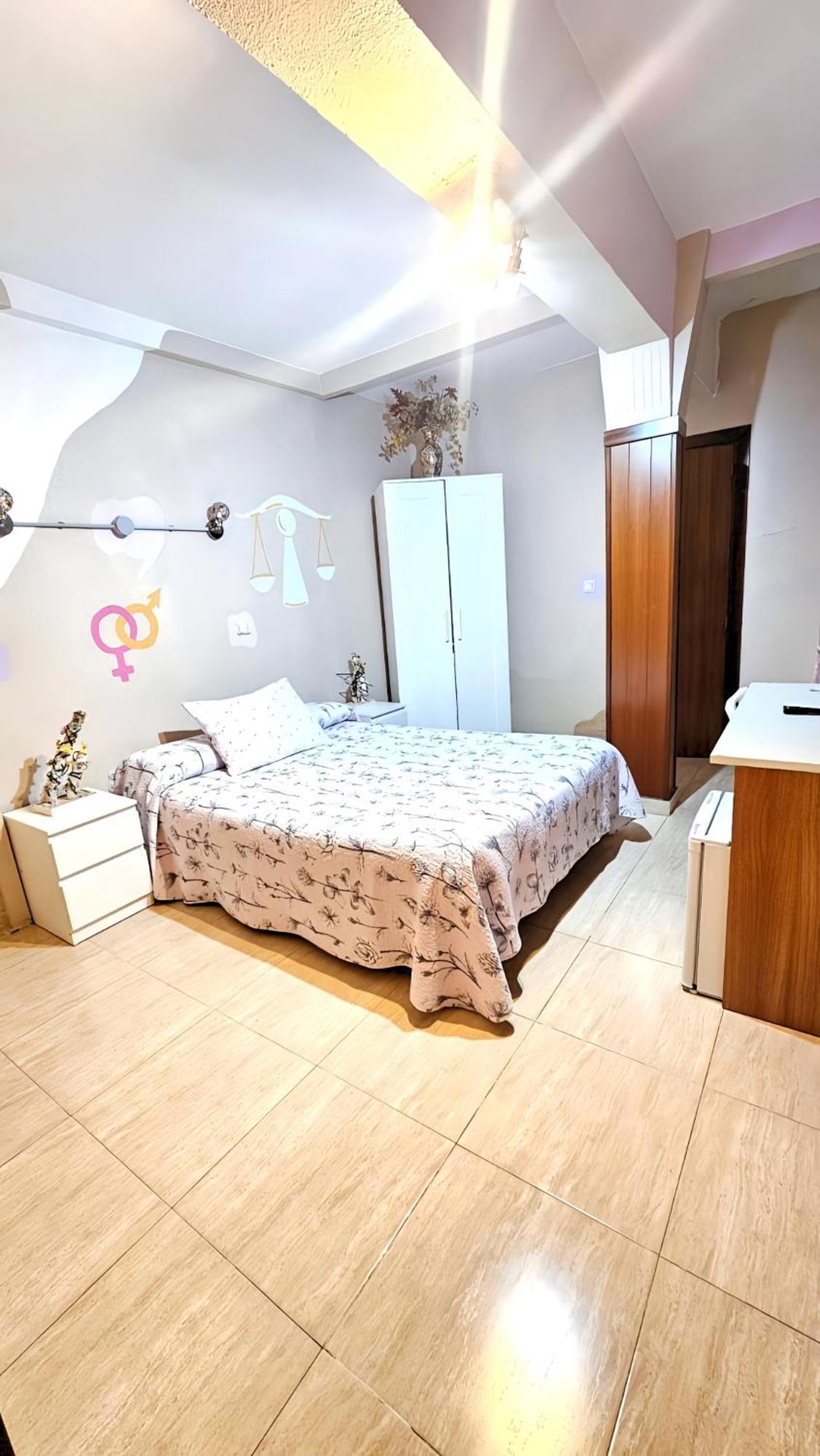 Hostal La Rosa Caces Εξωτερικό φωτογραφία