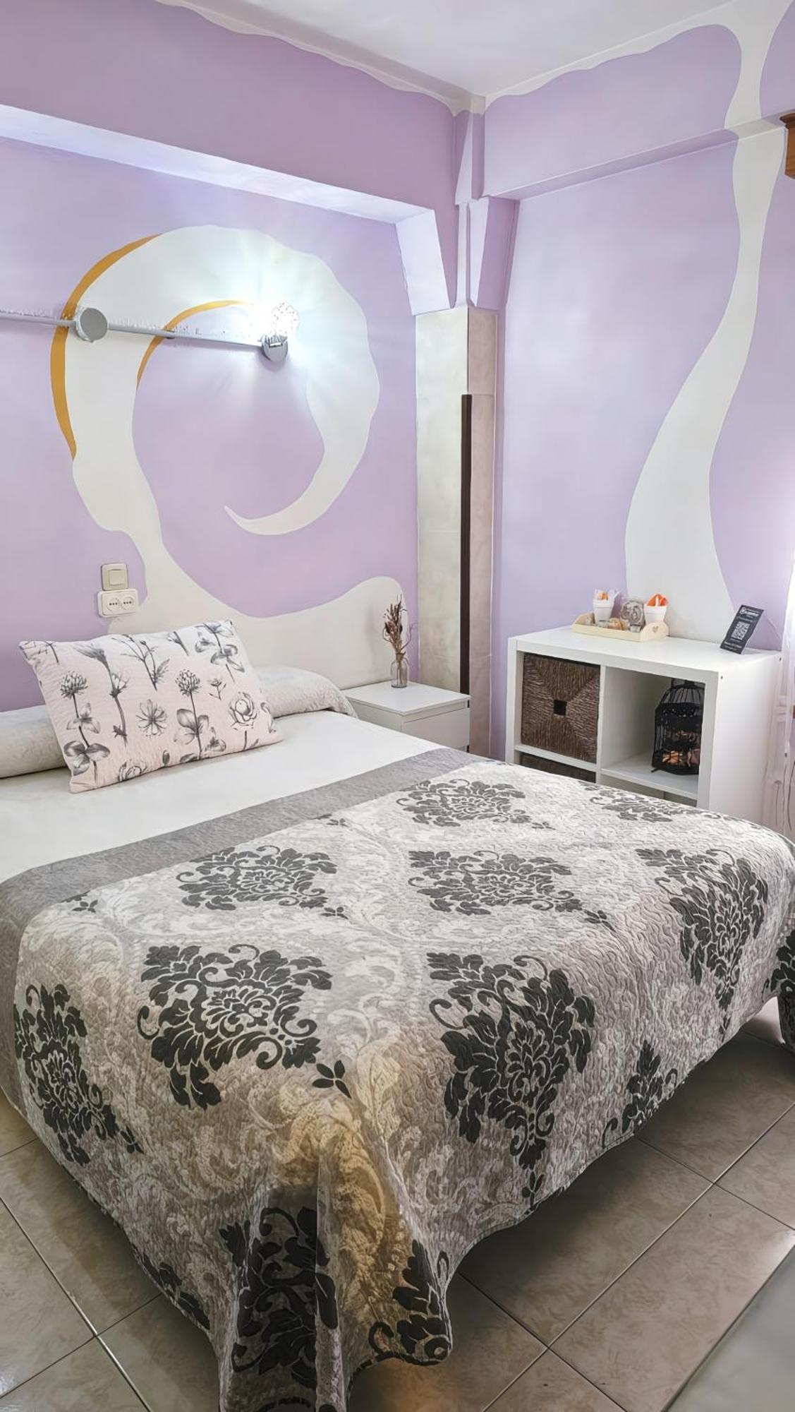Hostal La Rosa Caces Εξωτερικό φωτογραφία