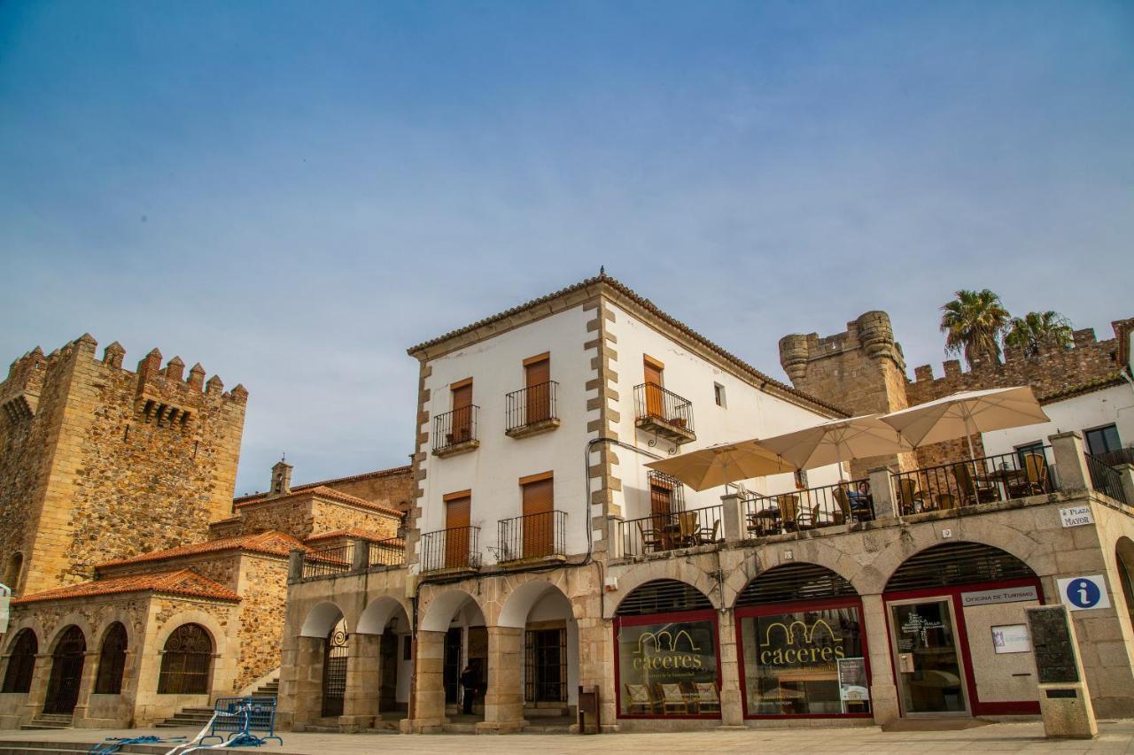 Hostal La Rosa Caces Εξωτερικό φωτογραφία